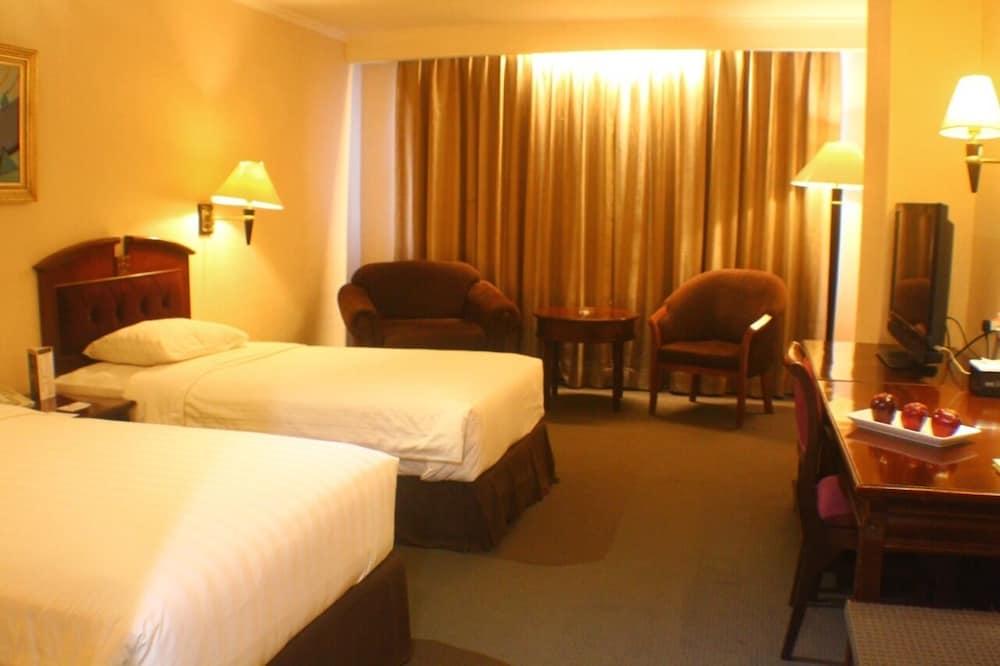 Hotel Grand Arkenso Park View Semarang Exterior foto