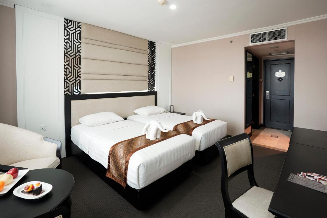 Hotel Grand Arkenso Park View Semarang Exterior foto